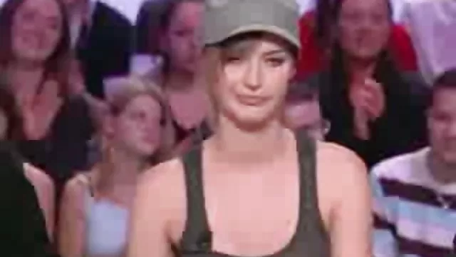 دختران را در خیابان یافتند تا با فیلم های سکسحشری پورنو شلیک کنند