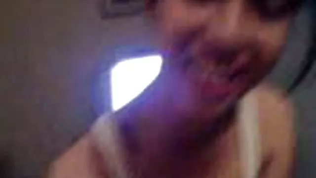 ورونیکا با جسمانی باشکوه و از پیر حشری بین بردن مهارت مهربان اغوا شد