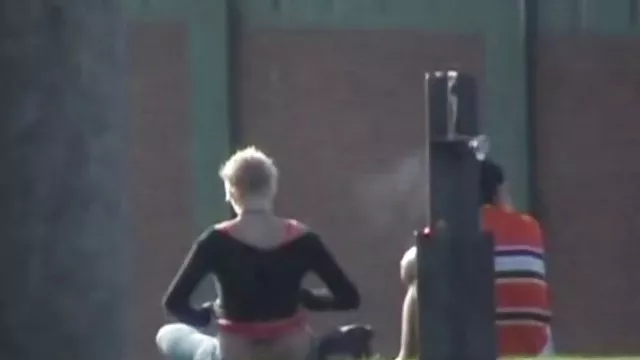 ماساژ دیک گلو مریم حشری توسط شیک جسیکا