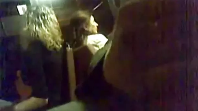 در حالی که دختر در حال خواب سکس زنهای حشری است ، گناه نیست که او را لعنتی کنید