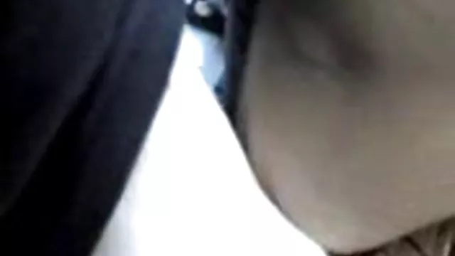 لاتینا دختر دافجنده را روی میز لیسید