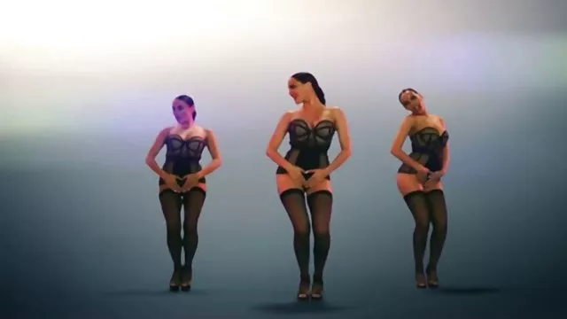 یک سبزه زیبایی میانسال ، تسلیم عاشق باسن حشری خود در حیاط پشتی کلبه شد